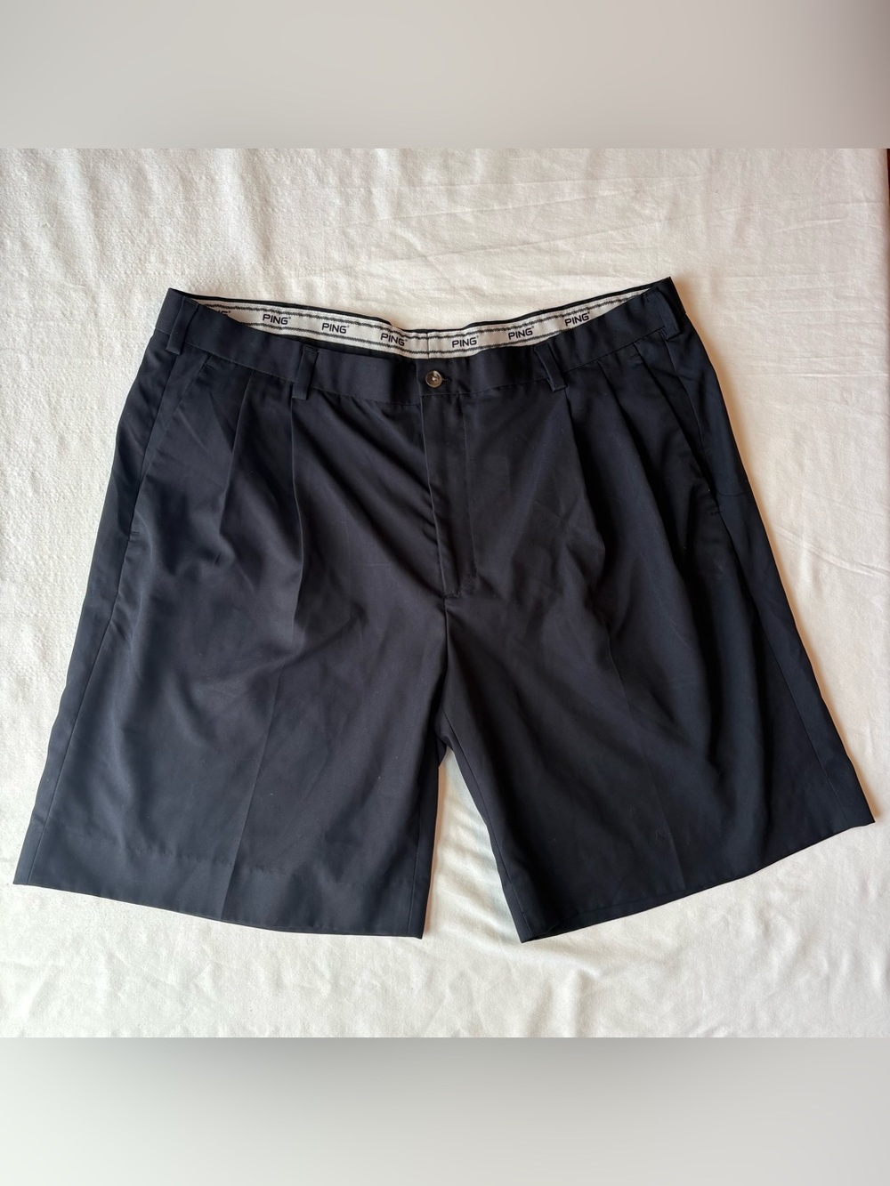 PING Men's Chapman Pleat Front Black Golf Shorts size 40